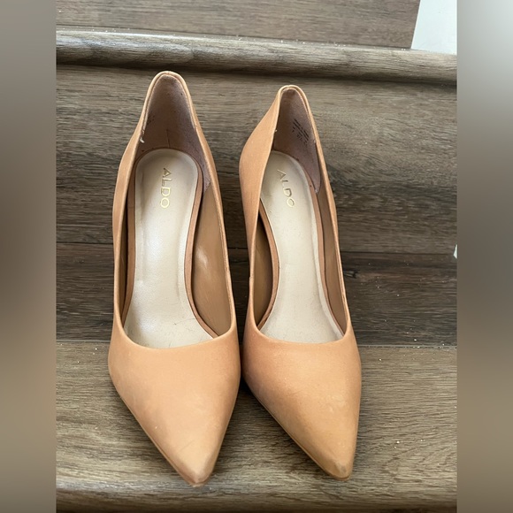 Beige stiletto - Picture 2 of 5